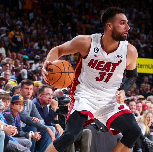 NBA总决赛天王山之战，巴特勒40分三双热火淘汰尼克斯
